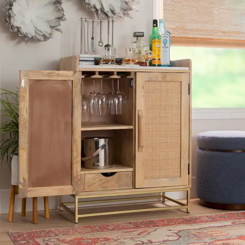 Meuble bar en bois avec plateau en marbre