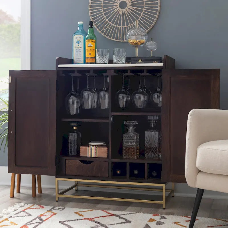 Meuble bar en bois avec plateau en marbre